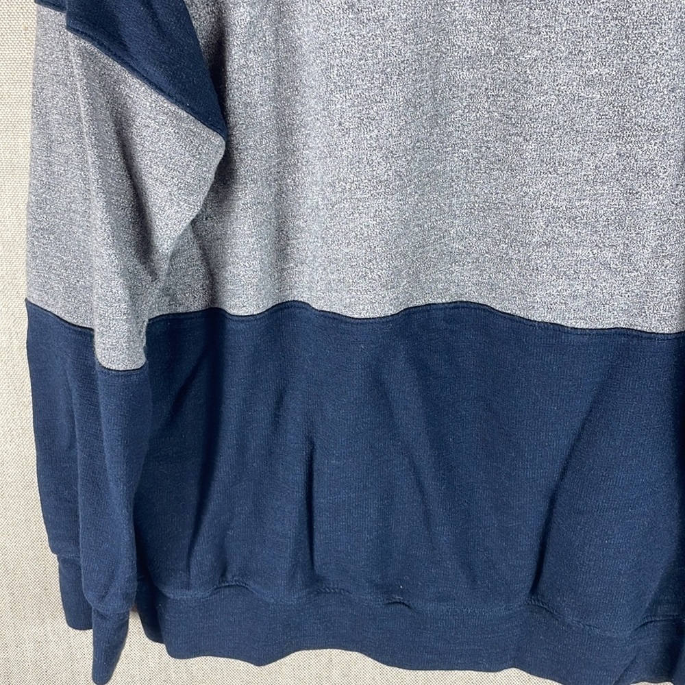 Sundry > Colorblock Sweater 2 - Picture 5 of 9